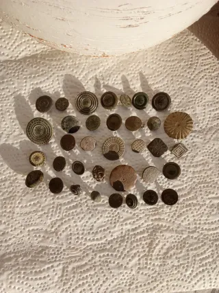 Lote 35 botones antiguos