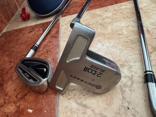 Juego de palos de golf completo.