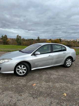 Laguna 2.0 dCi 150CV 2010, muy cuidado