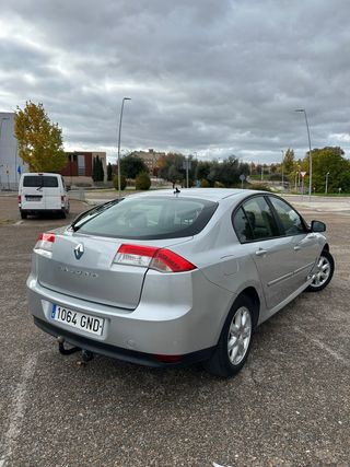 Laguna 2.0 dCi 150CV 2010, muy cuidado