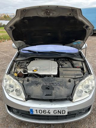 Laguna 2.0 dCi 150CV 2010, muy cuidado