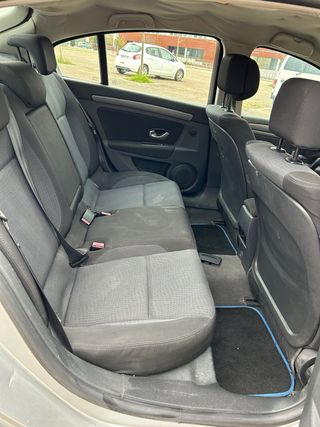 Laguna 2.0 dCi 150CV 2010, muy cuidado