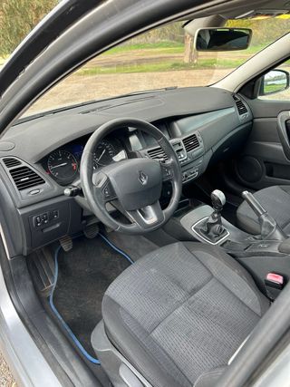 Laguna 2.0 dCi 150CV 2010, muy cuidado