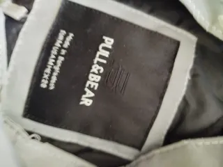 Abrigo Anorak Gris Pull&Bear