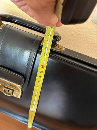 Maletín vintage negro