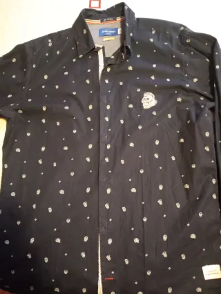 Camisa Jack & Jones calaveras talla M