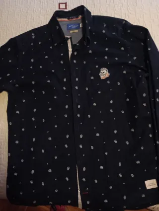 Camisa Jack & Jones calaveras talla M