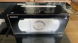 CAJA SONY PSP 1004 BLANCO + ACCESORIOS