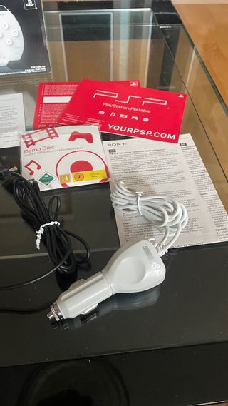 CAJA SONY PSP 1004 BLANCO + ACCESORIOS