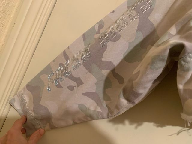 Chaqueta Camuflaje Corta Bershka Talla M