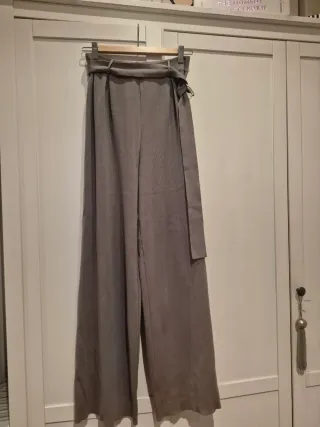 Pantalones Rectos Grises de Lana