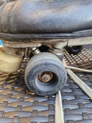 Pattini vintage da collezione usati