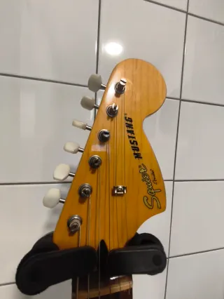 Squier Mustang vintage modified by Fender
