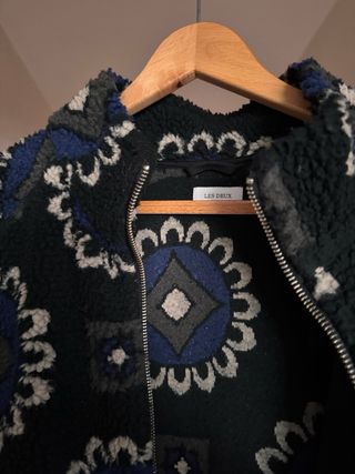 Chaqueta polar estampada Les Deux