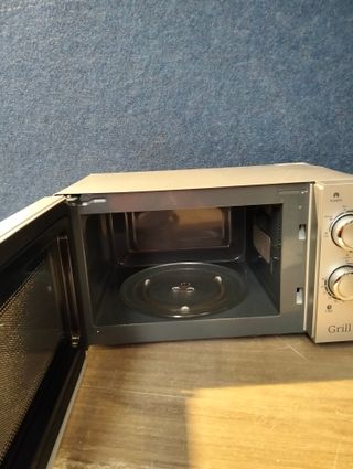 Orbegozo MIG 2138, Microondas con grill