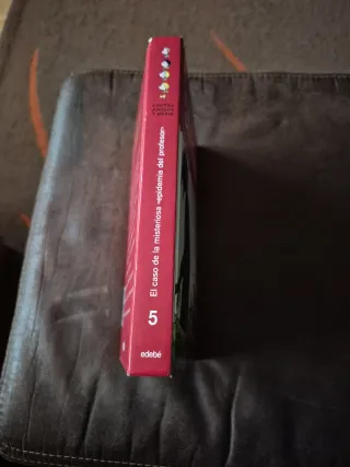 4 AMIGOS Y 1/2: El caso de la misteriosa “epide...