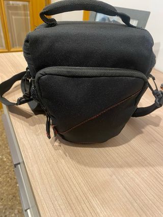 Cámara Canon EOS 600D + Lente 18-55mm