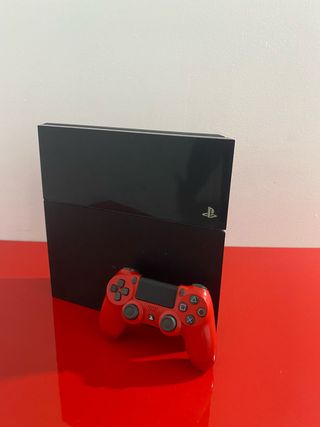 ¡PS4 en venta + MANDO ROJO!