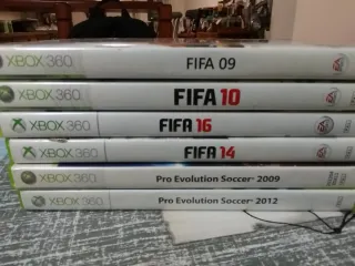 Xbox 360 Giochi FIFA e PES - 6 + 2 Omaggio