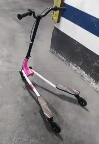 Patín 3 ruedas scooter rosa