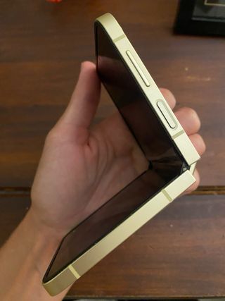 Samsung Galaxy Z Flip 6 con GARANTÍA