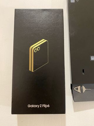 Samsung Galaxy Z Flip 6 con GARANTÍA