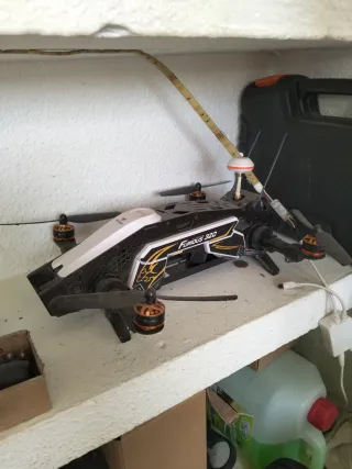 Drone Furious 320 Negro y Blanco