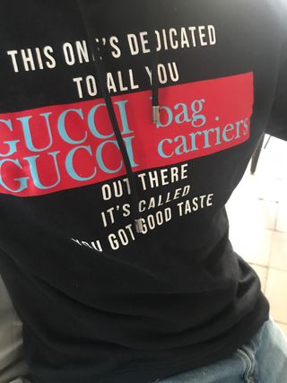 Sudadera Gucci Negra con Estampado