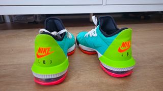 Nike Lebron 16 Low Hyper Jade