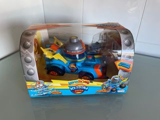 Coche Superthings Kazoom Racer