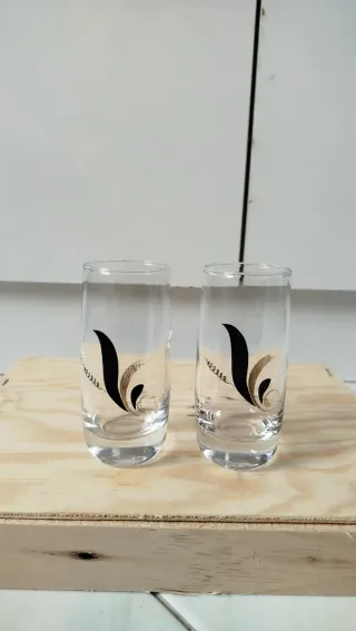 Bicchierini da liquore decorati (2 pezzi)