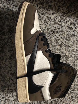 Jordan Travis Scott Marrones Altos