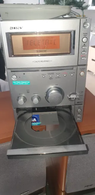 Equipo de música Sony Compact Disc