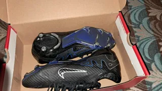 Nike Air Zoom Pro de futbol  azul y negro