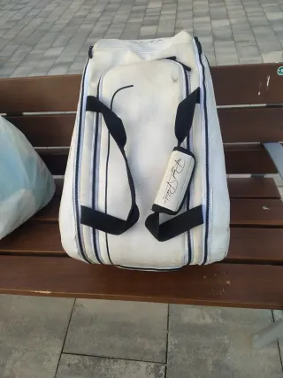 Mochila de mano y espalda de padel tenis