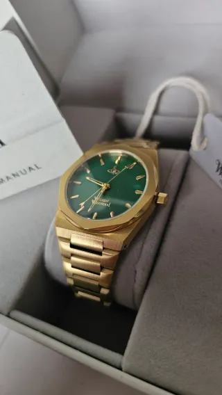 Reloj Vivienne Westwood Dorado y Verde