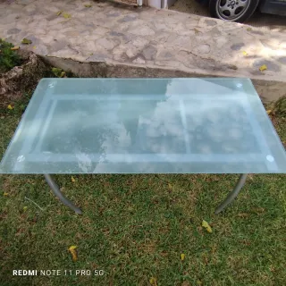 Mesa escritorio cristal y patas aluminio