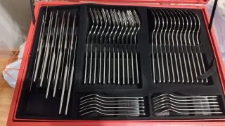 Cubertería mafil plateada 113 pza nueva