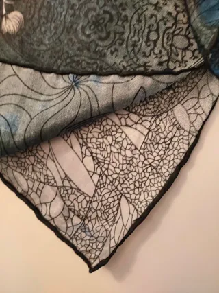 Foulard in seta Lilyum