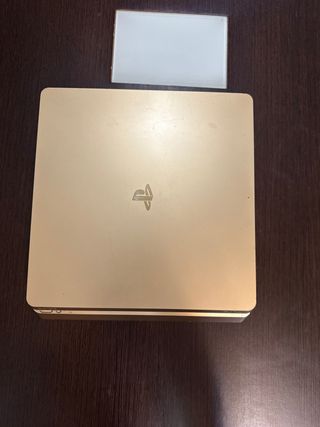 PS4 (PlayStation 4) Gold