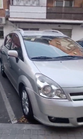 ¡Oferta 2006Toyota Corolla Verso 2.2 D-4D 136 CV