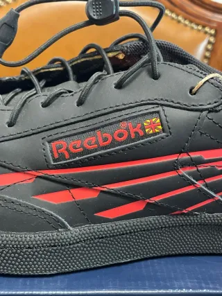 Reebok Club C 85 Talla 42 Negro/Rojo