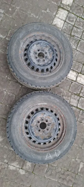 2 Gomme Michelin chiodate 195/60 R14