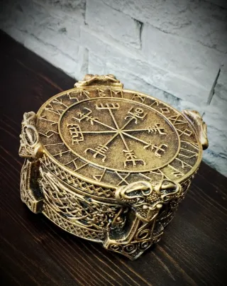 Scrigno Vegvis Celtic Viking