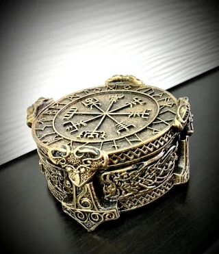 Scrigno Vegvis Celtic Viking