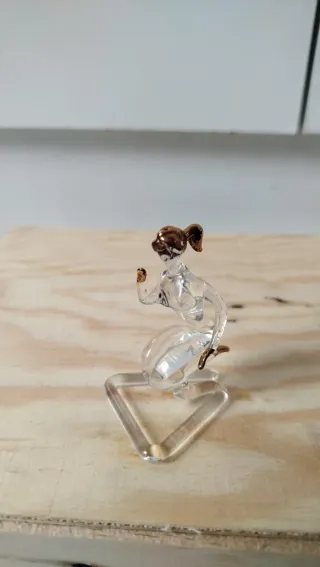 Decorazione in vetro dorato e trasparente