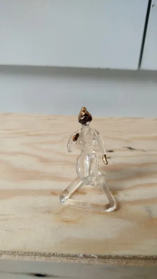 Decorazione in vetro dorato e trasparente