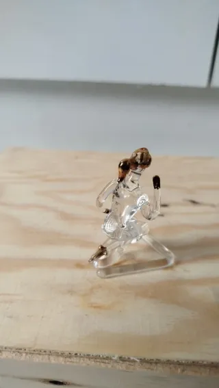 Decorazione in vetro dorato e trasparente