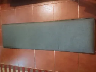 Respaldo / Cabecero tapizado gris