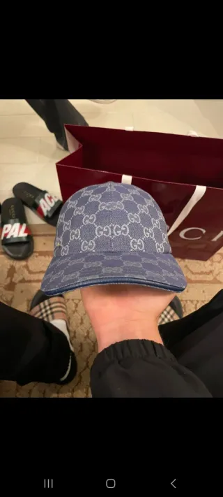 Berretto Gucci GG Blu e Beige